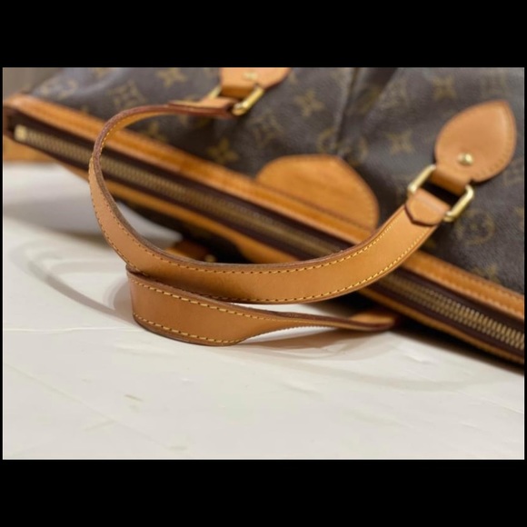 Vintage Louis Vuitton Palermo PM Bag with detachable long strap - Picture 9 of 16